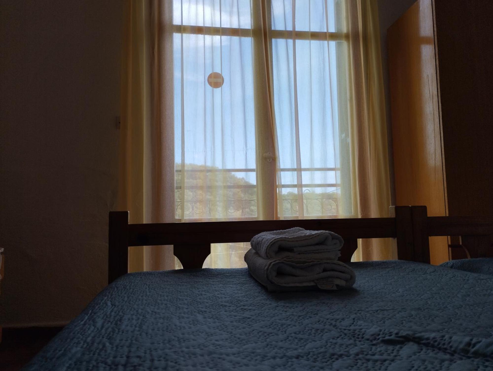 Elena Apartments 帕莱欧卡斯提撒 外观 照片